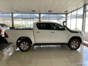 C 4x4 25630 1700861 4