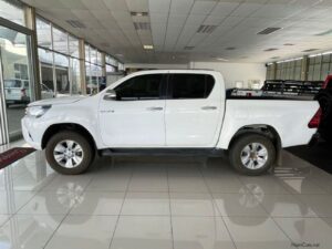 C 4x4 25630 1700861 5