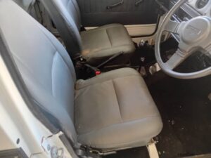 C 4x4 25630 2836435 9